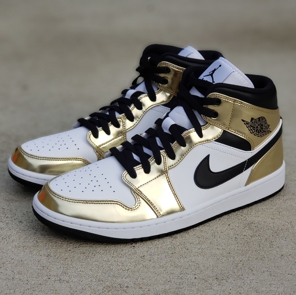 Air Jordan 1 Mid OG Metallic Gold Men's Size 9 New - Picture 7 of 11